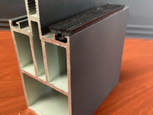 Afdichtingsrubber zwart voor diverse aluminium profielen [dun ]